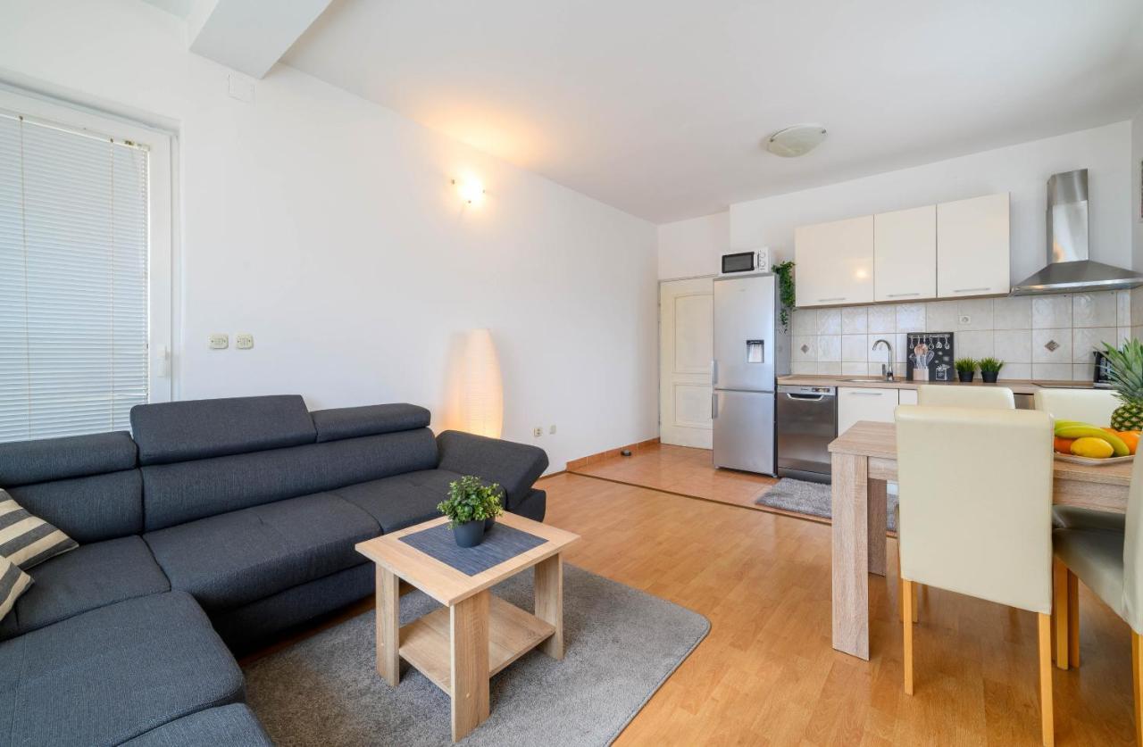 Apartment Malibu Zaboric Eksteriør bilde
