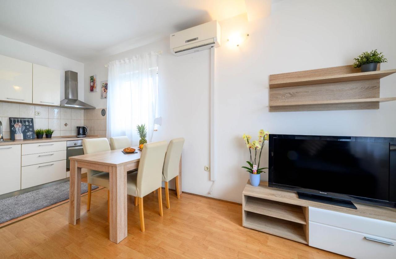 Apartment Malibu Zaboric Eksteriør bilde