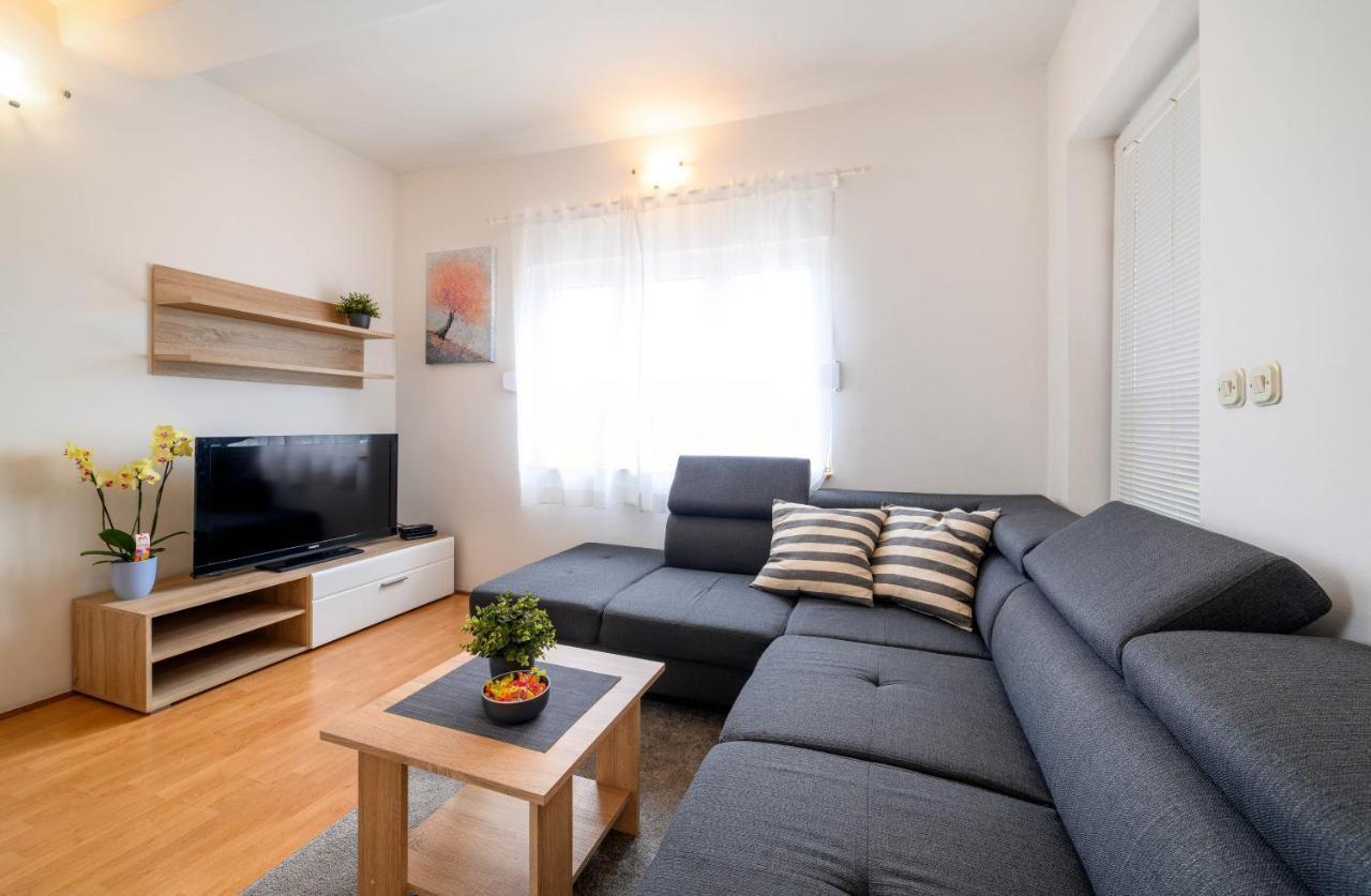 Apartment Malibu Zaboric Eksteriør bilde